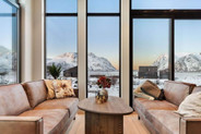 Nordic Lodge Retreat in Lofoten